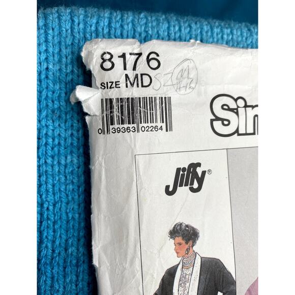 Simplicity 8176 Sewing pattern Blazer oversized lapel size M 14-16 - Picture 2 of 5